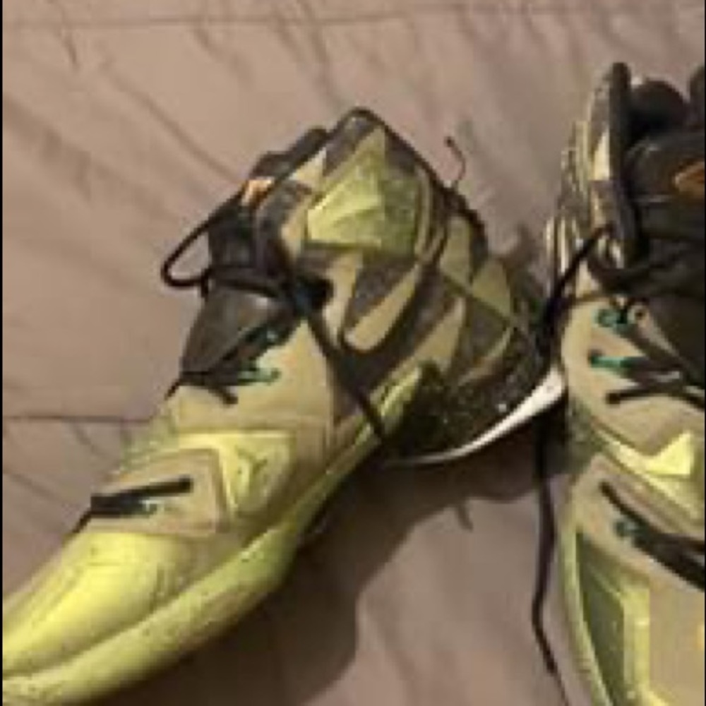 LeBron 13’s, size 14